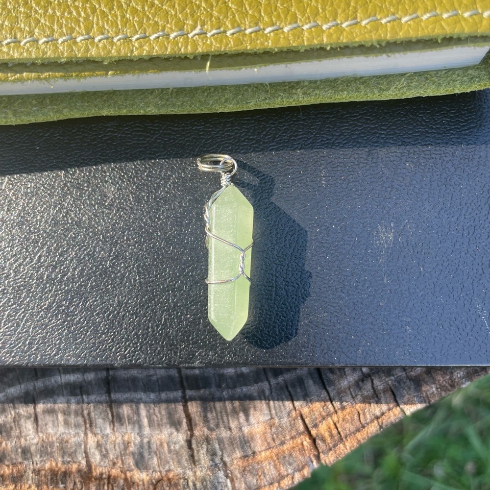 Green Aventurine Crystal Pendant - Picture 7 of 8